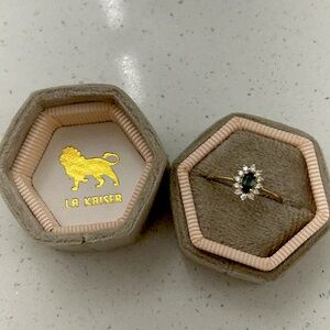 La Kaiser Gold and Silver Ring with sapphire Stone and diamonds